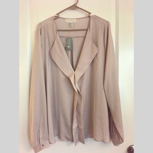 Forever 21 plus long sleeve collared blouse